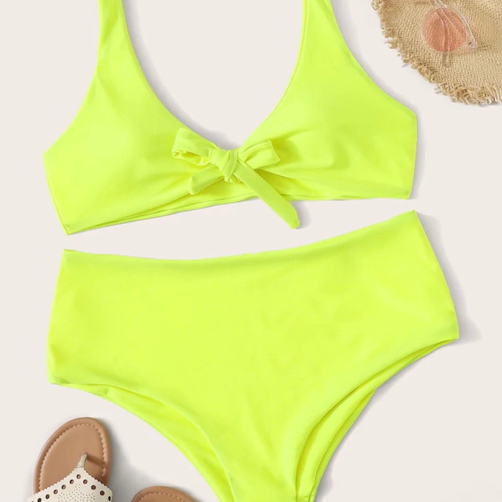 Adorable Neon Bikini !